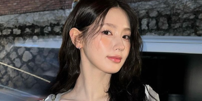 여름엔 ‘촉촉’ 글로시 메이크업!