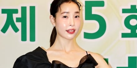 진행(MC)하는 한빛단 회장 김민경(자연미인선발제전 2025) [포토]