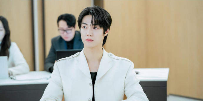 ‘사계의 봄’ 이승협, ‘더 크라운’ 데뷔... 강렬한 상견례 현장