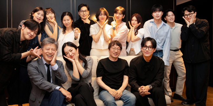 ‘우리영화’ 호평 일색... “인생 멜로 경신 각”