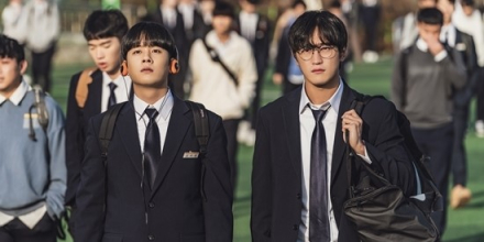 ‘하이스쿨 히어로즈’, 웨이브 신규 가입 견인한다