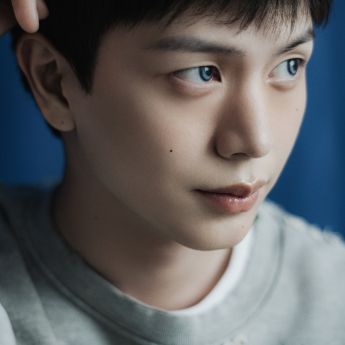 육성재, 오늘 ‘올 어바웃 블루’ 발매