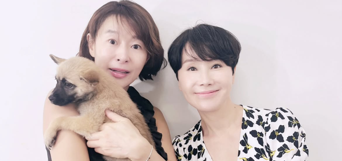 예지원, 가수 박혜경과 반가운 인증샷 공개… “청춘의 기억이 몽글몽글”