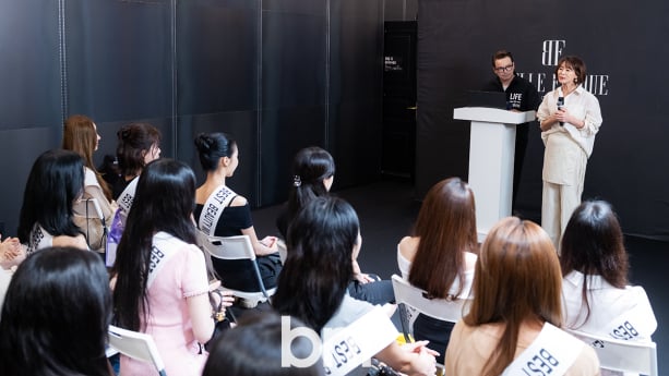 '2025 베스트뷰티모델 선발대회' 오리엔테이션에서 참가자들에게 응원의 말 전하는 예지원 [포토]