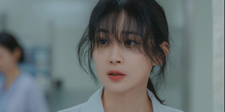 ‘메리 킬즈 피플’ 이보영, 응급실 안 ‘고군분투’ 현장 포착