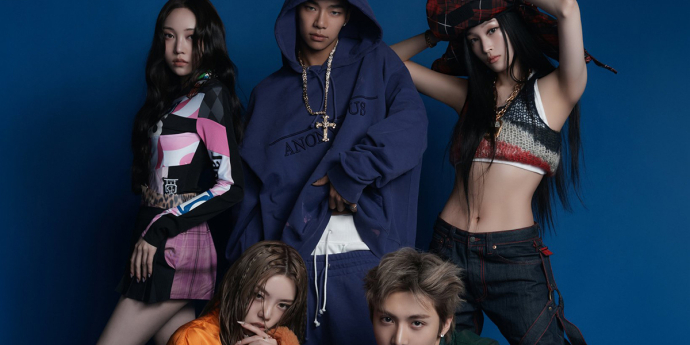 올데이 프로젝트 데뷔곡 ‘FAMOUS’ 빌보드 차트인!