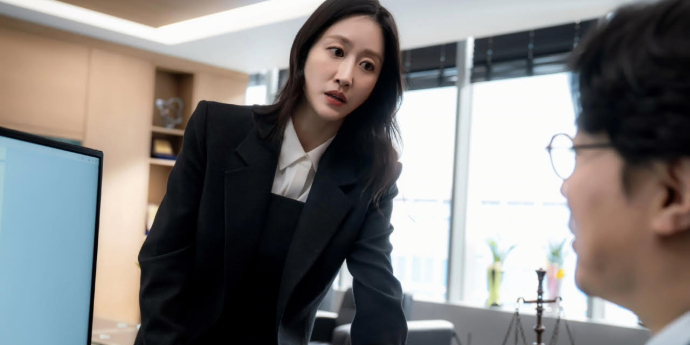 ‘에스콰이어’ 전혜빈, 늦깎이 어쏘 변호사로 존재감 발산