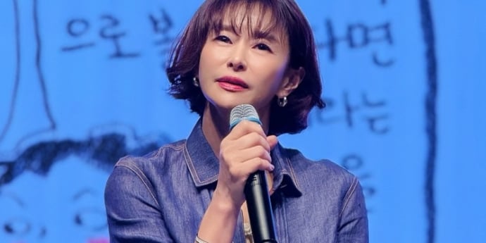 예지원, 과거를 추억하는 아련한 눈빛 (펀자이씨툰 엄유진 작가 북토크) [포토]