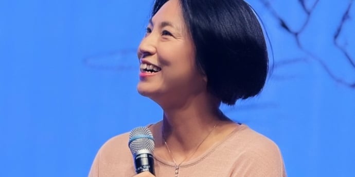 엄유진 작가, 긍정으로 가득한 미소 (펀자이씨툰 엄유진 작가 북토크) [포토]