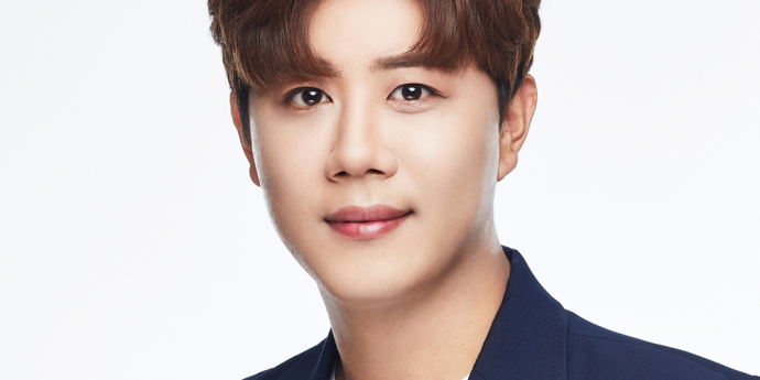 진해성, 송대관 ‘네 박자’ 부른다