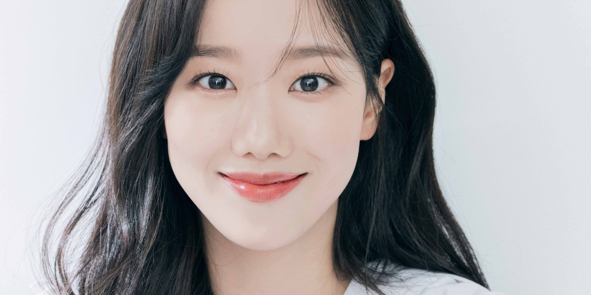 ‘왕따 논란’ 이나은, 6년만 안방 복귀… 덱스와 호흡