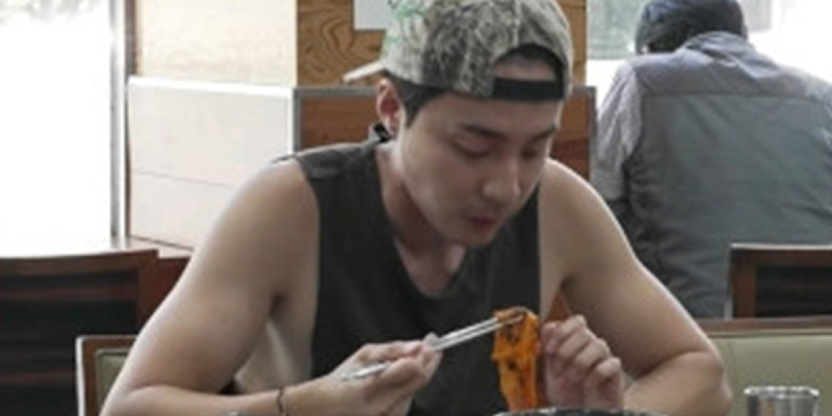 ‘전참시’ 로이킴, 고독한 혼밥