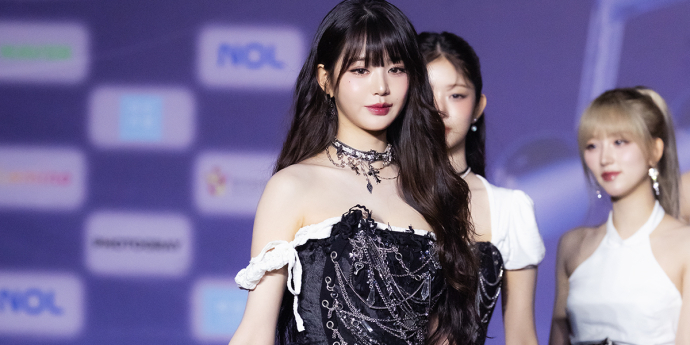 아이브 장원영 '우아하게'(SBS가요대전) [포토]