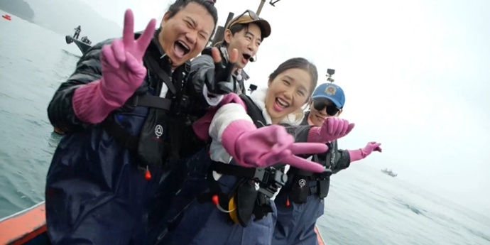 ‘푹다행’ 붐, 의문의 상대와 입맞춤