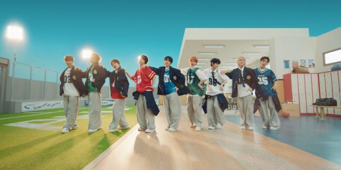 아홉, '파랑 학교, 초록 잔디, 빨간 운동화' MV 티저 오픈