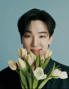 최수호, 생일 맞아 앨범 기부