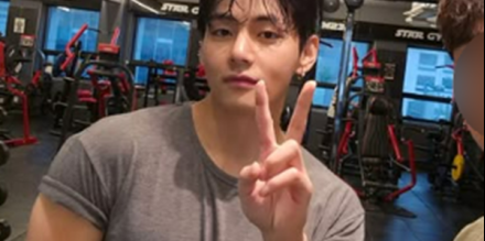 BTS 뷔, 벌크업 大성공… 감탄 부르는 피지컬