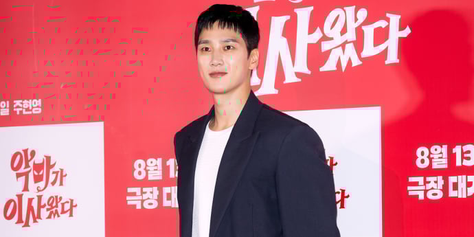 안보현 '에헴' [포토]