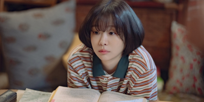 ‘백번의 추억’ 김다미, 80년대 안내양 리얼리티 입었다!