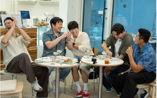 ‘핸썸가이즈’ 1인 기획사 영업 전략