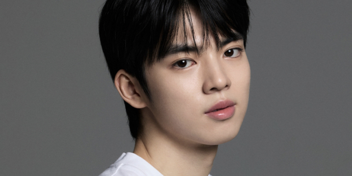 차준환, 색다른 매력 새 프로필 공개