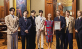멕시코 대통령 만난 BTS…‘5만 아미’ 뜨거운 환호
