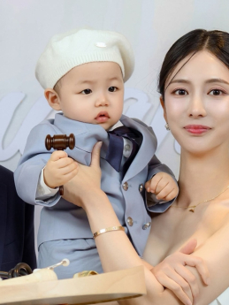 ‘판사 남편’ 최연청, 돌잔치 공개