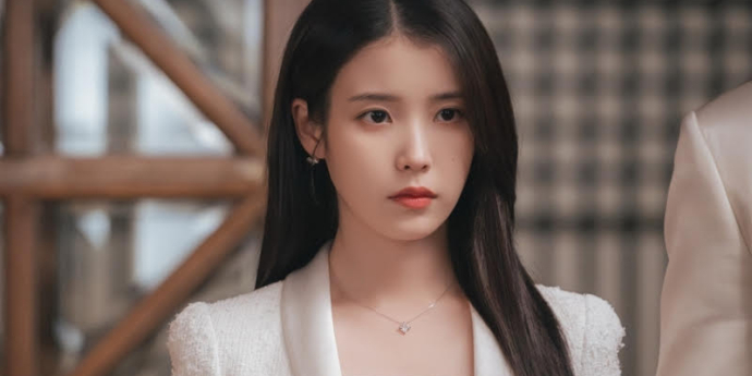 ‘21세기 대군부인’ 계약결혼 청문회 개최