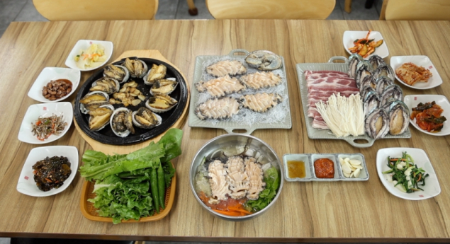 '동네한바퀴' 진도 초평항 전복 물회·뜸북국 맛집