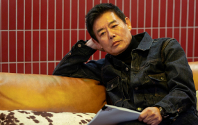 ‘모자무싸’ 성동일, 톱배우로 특별출연