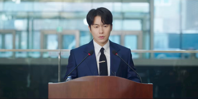 ‘21세기 대군부인’ 이재원, ‘국민오빠’