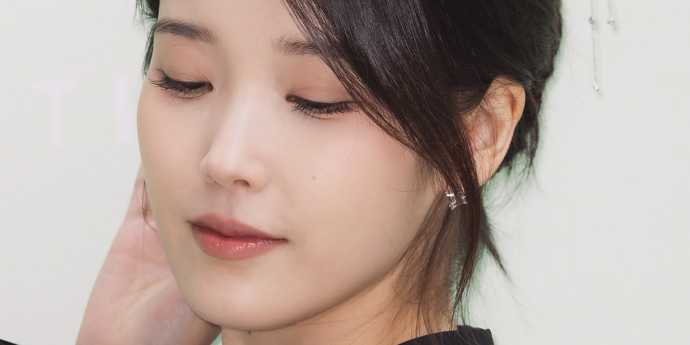 아이유 '헤어비녀로 고전미 업' [포토]