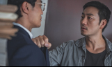 ‘허수아비’ 박해수 vs 이희준, 멱살잡이 대치 포착