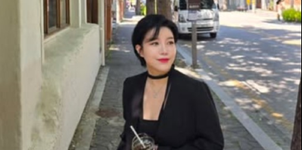 제이세라, 전주에서 전한 감성 하루…시크한 매력 ‘눈길’