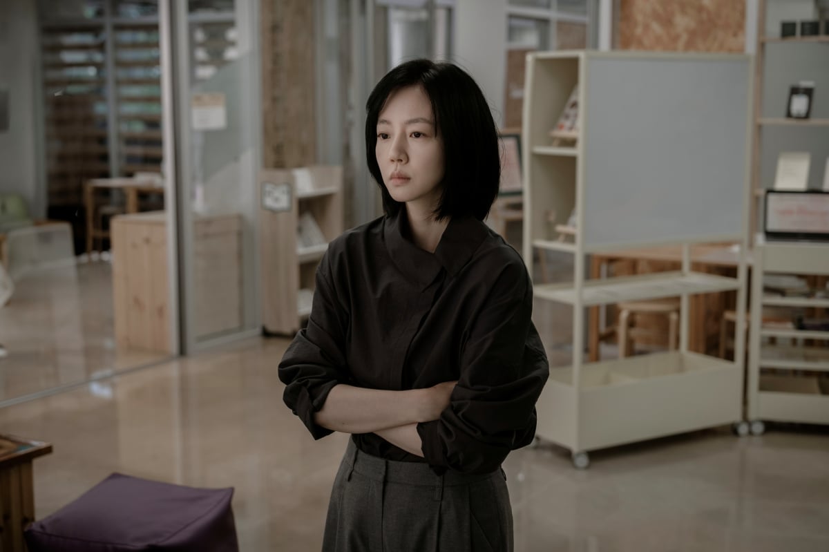 ‘그림자아이’ 임수정, 깊은 감정연기 예고