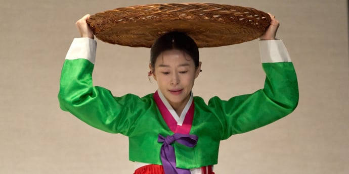 예지원, 10년 만에 다시 ‘홍도’… 밀양 무대 오른다