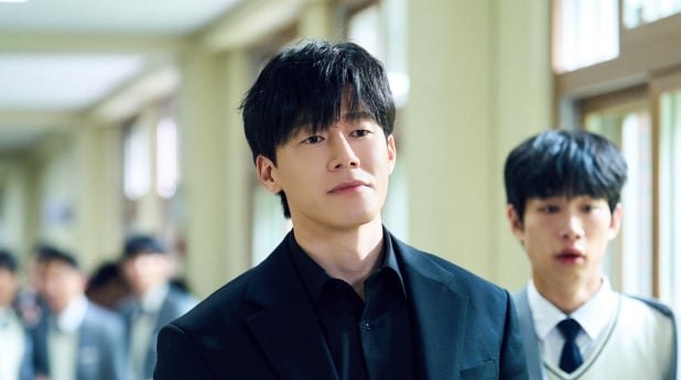 ‘참교육’ 김무열, 나화진 존재감