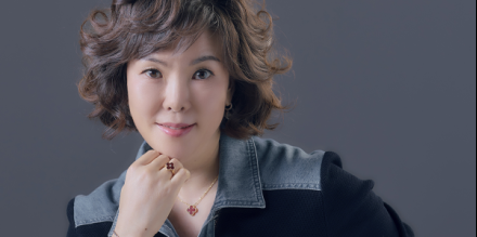 [뷰티 디렉터 엄시진의 뷰티 칼럼 ⑬] 수분만 채우면 끝일까요, 진짜 보습은 ‘지키는 힘’이다