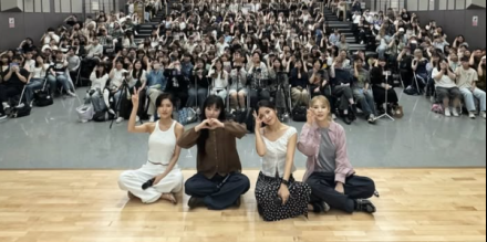 마마무, ‘4WARD’ 미니 팬미팅 성료…변함없는 팀워크