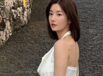 권은비, 발리 수영장 뒤집은 비주얼…‘워터밤 여신’ 존재감