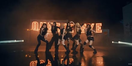 퀸즈아이 신곡 ‘Y2K’ 글로벌 관심 급증