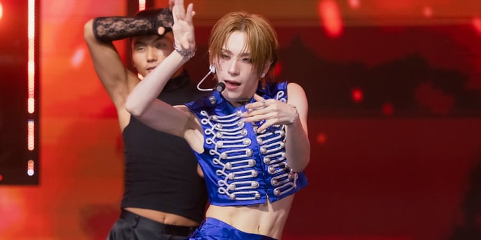 엑스러브 하루 '선명한 11자 복근' [포토]