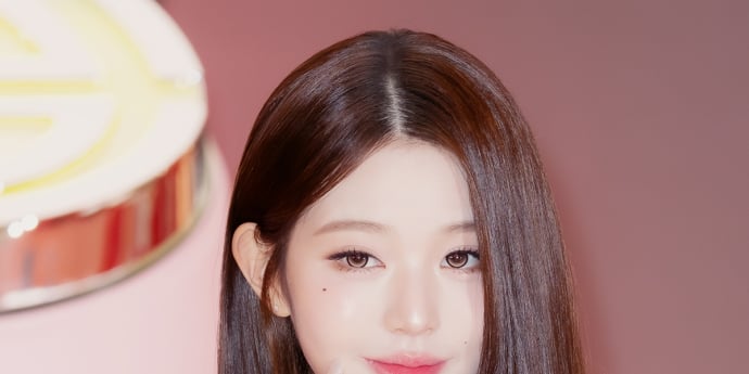 아이브 장원영 '유혹의 볼콕' [포토]