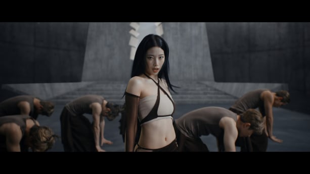 르세라핌X‘슈퍼걸,’ 스페셜 트레일러 공개