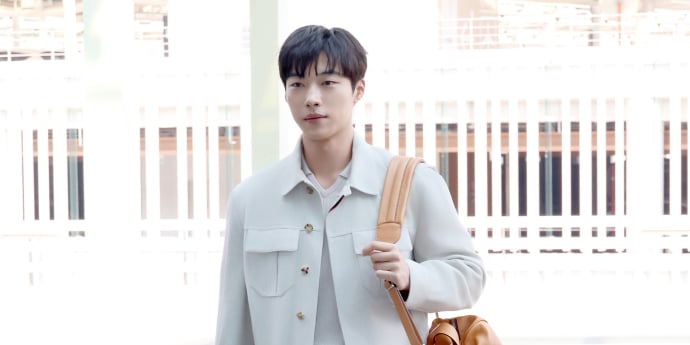 이탈리아로 떠나는 우도환…공항에서 이미 화보