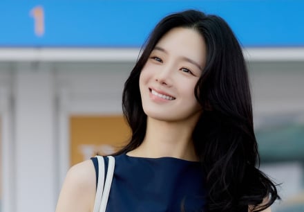 ‘코스 앰버서더’ 박규영, 뉴욕으로 캠페인 촬영 떠났다