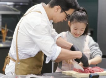 ‘신상출시 편스토랑’ 장민호, 이수연에 삼촌미소