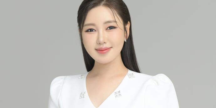 송가인, 가족돌봄아동 위해 2천만원 기부