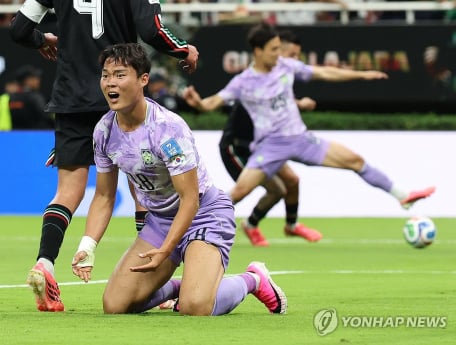 대표팀, 개최국 멕시코에 0-1 석패… 조 1위 불발 [북중미 월드컵]