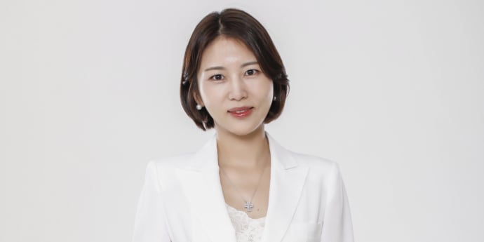 [김소은 원장의 동안 큐레이팅 노트 ③] 어려 보이는 얼굴의 공통점